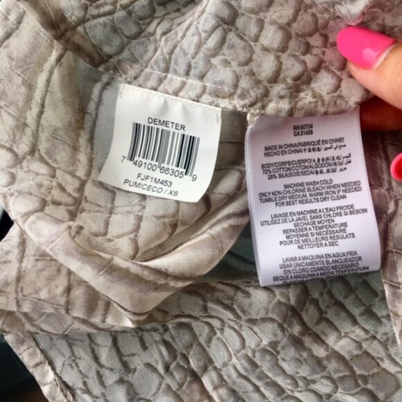 BCBG MaxAzria cotton/silk snake print button front blouse size xs - Picture 4 of 11